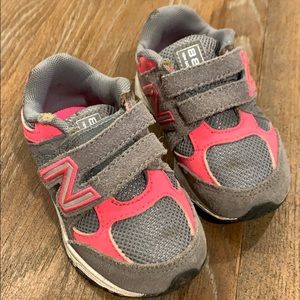 New Balance Toddler Running Shoes Size 6